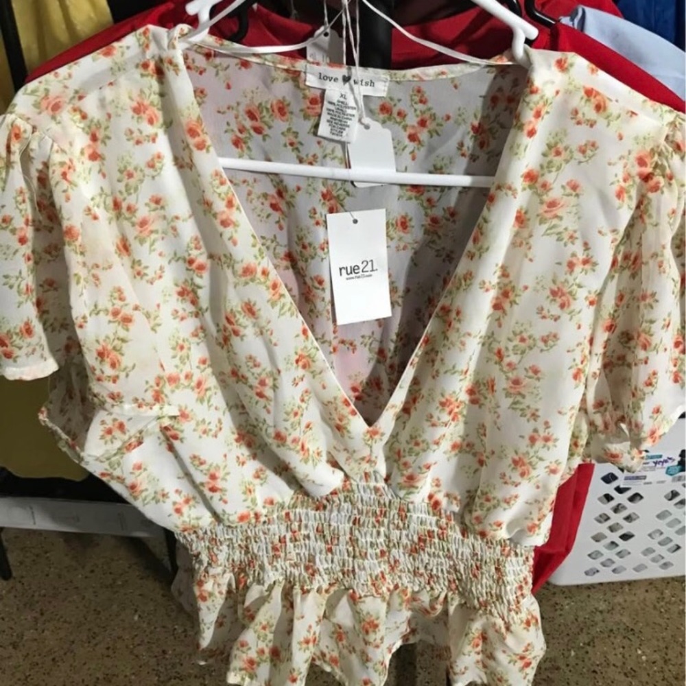 Rue21 White and Orange Puff Sleeve Blouse with Smocked Tie Front